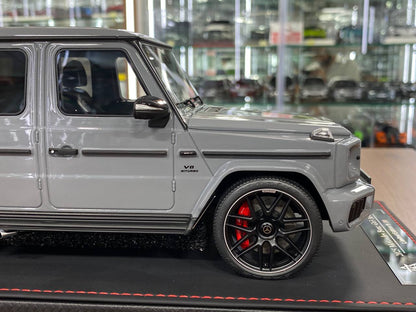 1/18 Resin BBA Models Mercedes Benz G 63 2025 Cement Grey Limited 30 pcs