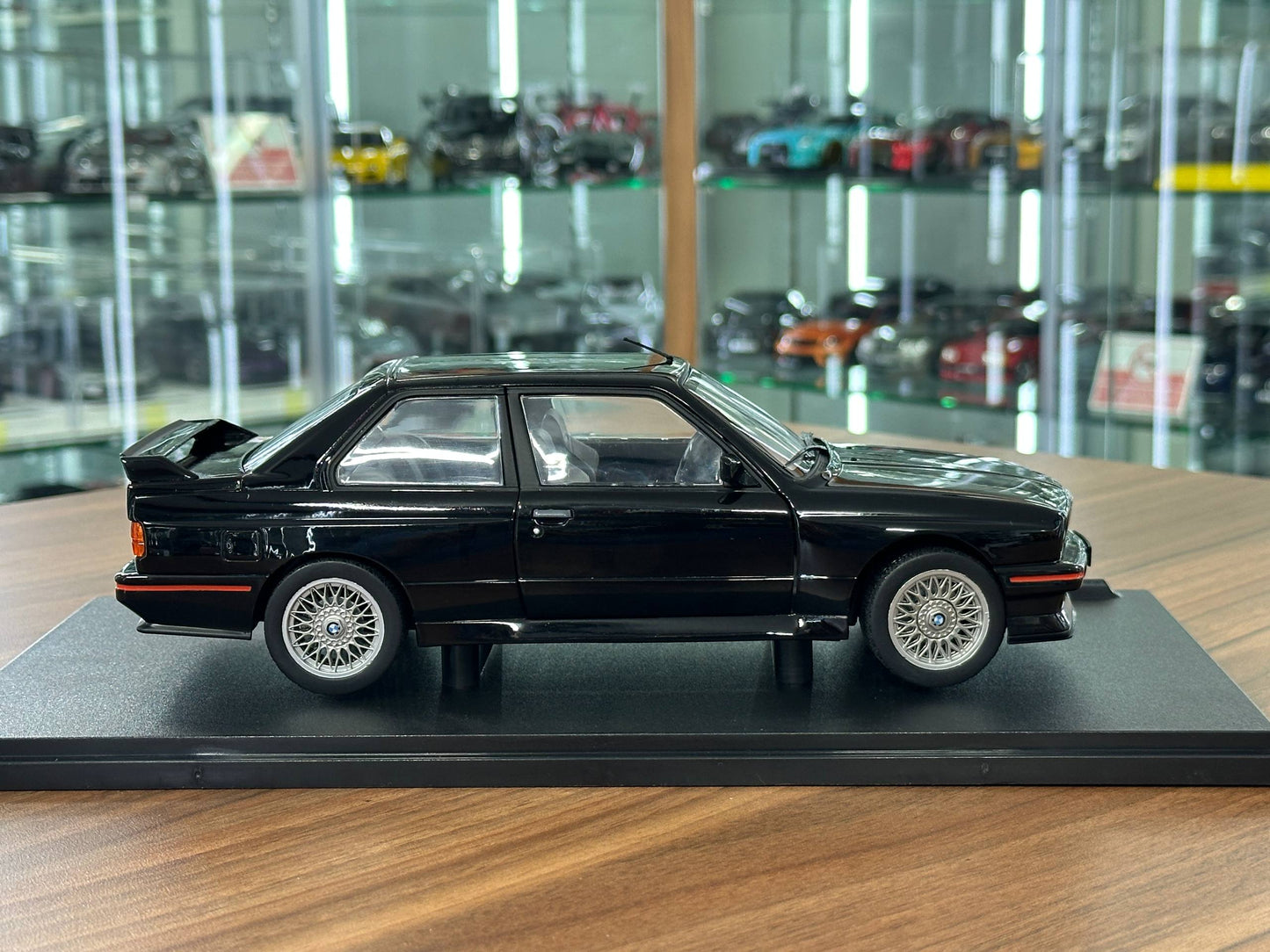 1/18 Diecast Solido BMW M3 E30 Sport EVO 1990 in Black
