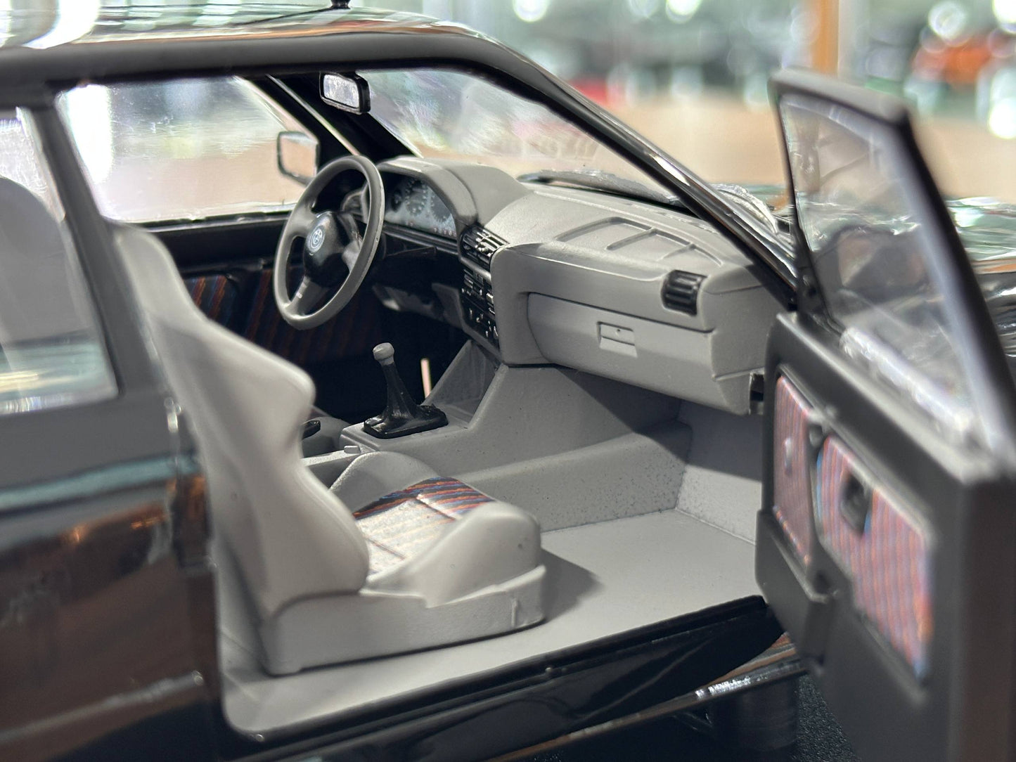 1/18 Diecast Solido BMW M3 E30 Sport EVO 1990 in Black