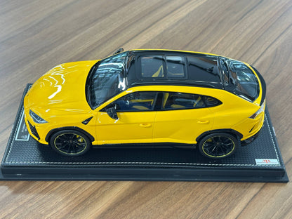 1/18 Resin Lamborghini URUS – MR Collection Model (Special Made, Yellow Gold)