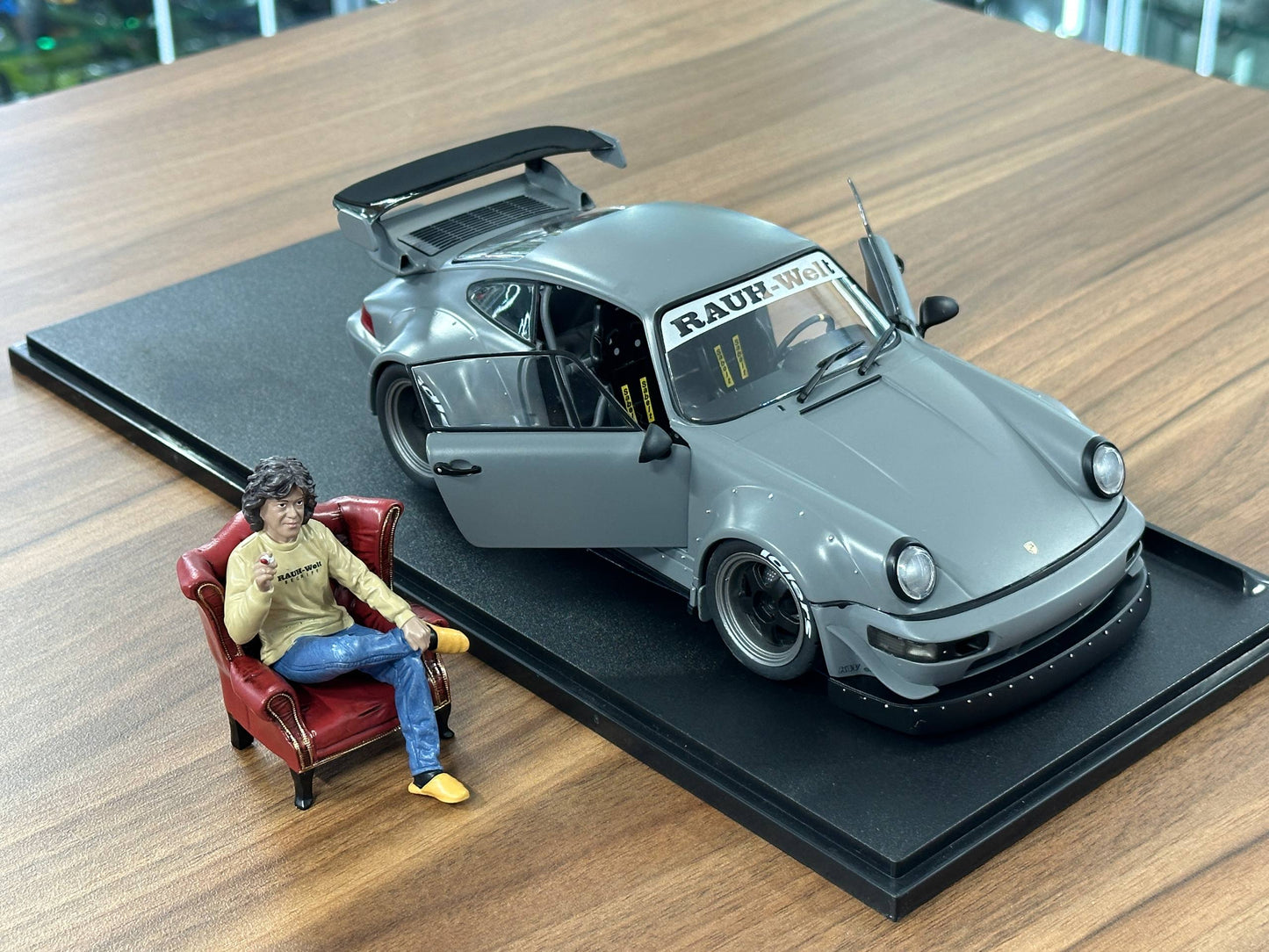 1/18 Diecast Solido Porsche RWB 2024 in Nardo Grey Limited Edition (Figure Included)