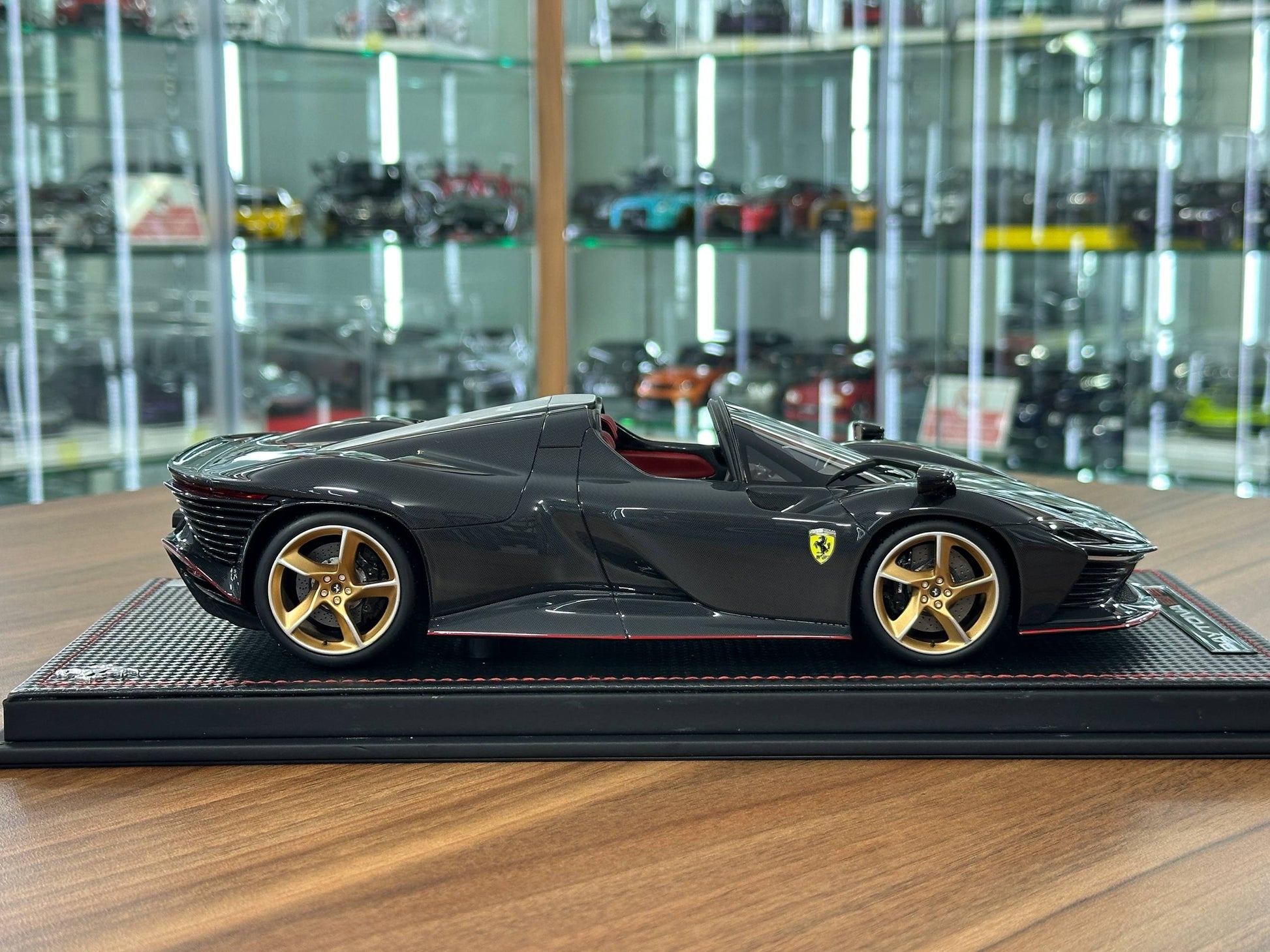 MR Collection Ferrari Daytona SP3 scale model Dubai worldwide shipping