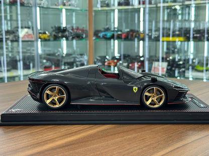 MR Collection Ferrari Daytona SP3 scale model Dubai worldwide shipping