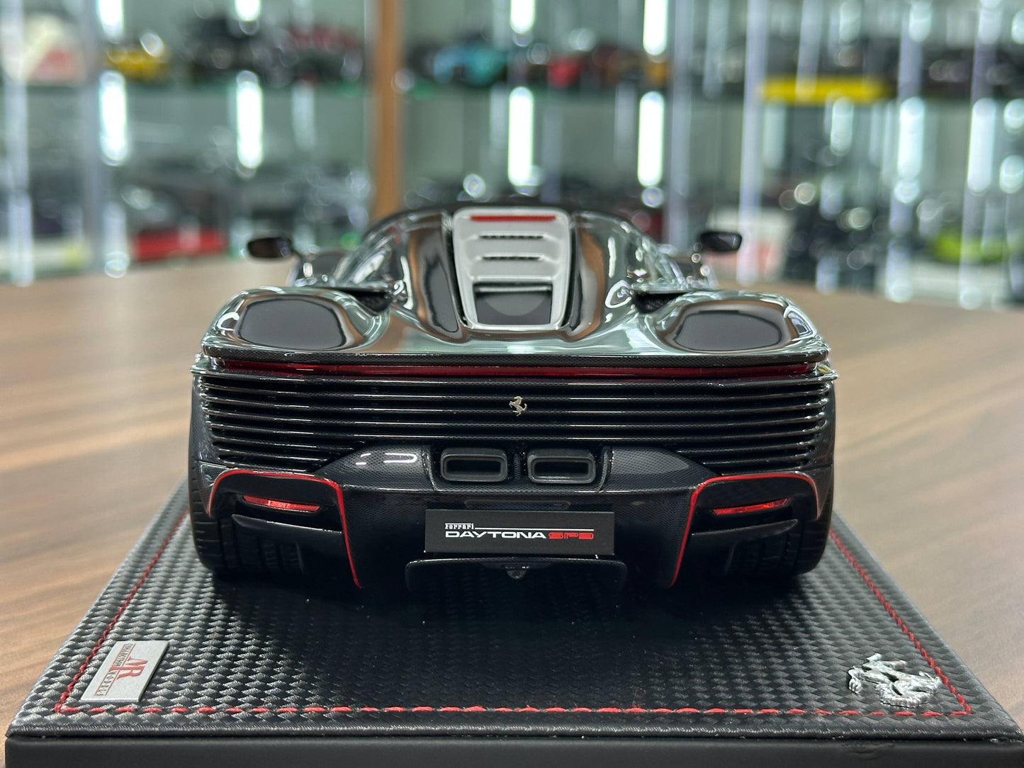 1/18 Resin Model Ferrari Daytona SP3 – MR Collection Full Carbon Fiber Limited 99 pcs