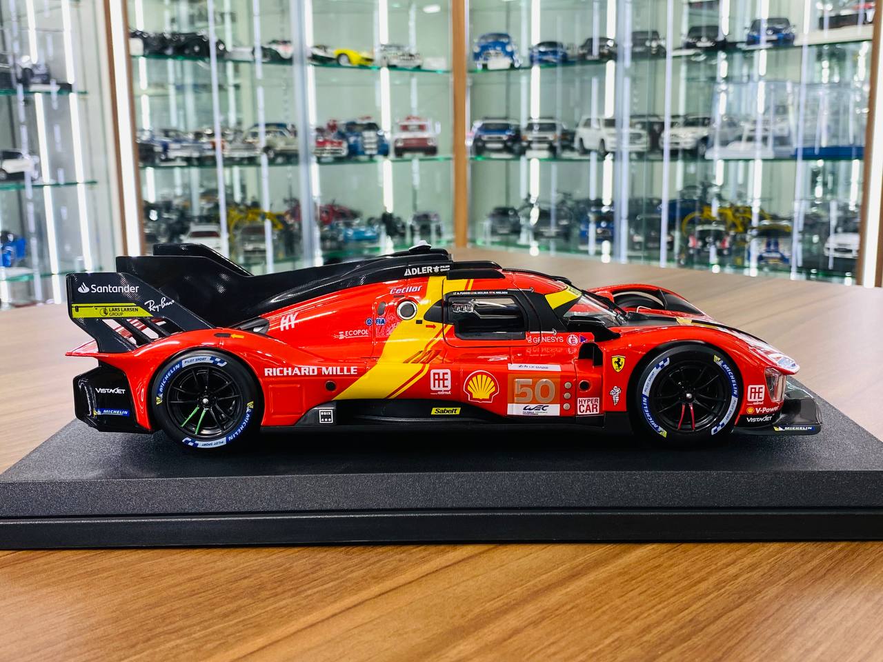 1/18 Metal Diecast Bburago Ferrari 499P #50 24h Le mans Red / yellow