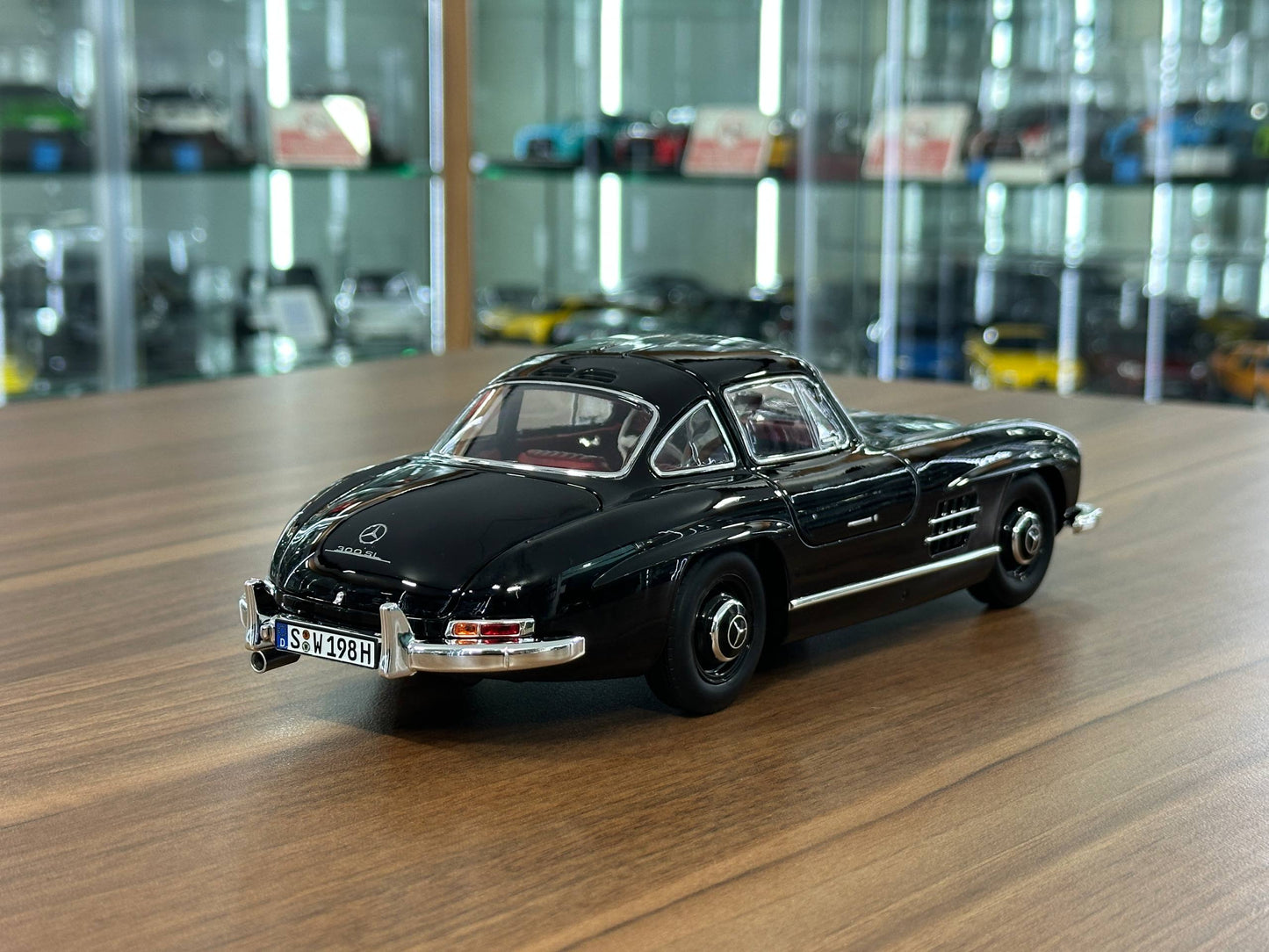 Norev Dealer Edition Mercedes‑Benz 300 SL Coupe W198 (1954–1957) – Black – 1:18 Metal Diecast Model (Full Opening)