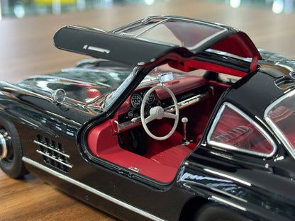 Norev Dealer Edition Mercedes‑Benz 300 SL Coupe W198 (1954–1957) – Black – 1:18 Metal Diecast Model (Full Opening)