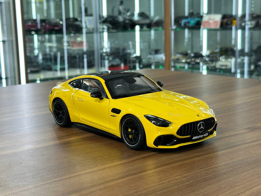 Norev Dealer Edition Mercedes-Benz AMG GT 43 Coupé (C192) 2024 – Sunny Yellow – 1:18 Diecast Model (Full Opening)