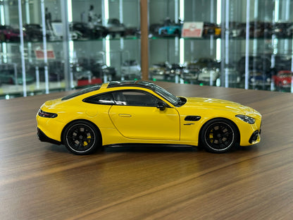 Norev Dealer Edition Mercedes-Benz AMG GT 43 Coupé (C192) 2024 – Sunny Yellow – 1:18 Diecast Model (Full Opening)