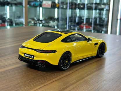 Norev Dealer Edition Mercedes-Benz AMG GT 43 Coupé (C192) 2024 – Sunny Yellow – 1:18 Diecast Model (Full Opening)