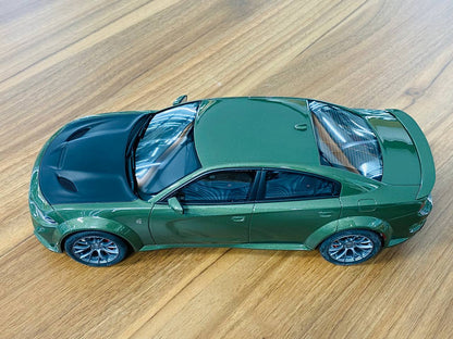 1/18 Resin Dodge Charger SRT Hellcat Wide Body Green GT Spirit Model Car