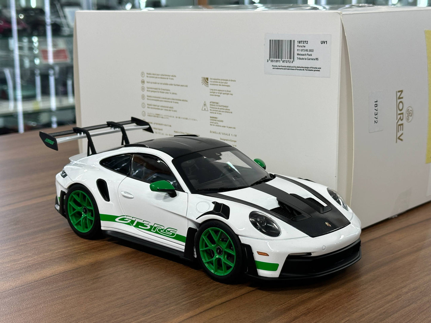 1:18 Diecast Model Norev Dealer Edition Porsche 911 GT3 RS Weissach Pack – Tribute to Carrera RS – White/Green – (Full Opening)