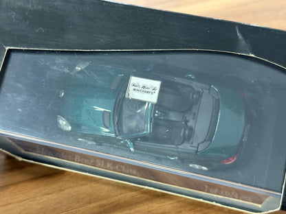 1/43 Diecast Model Minichamps Mercedes-Benz SLK Class 2004 in Green Metallic
