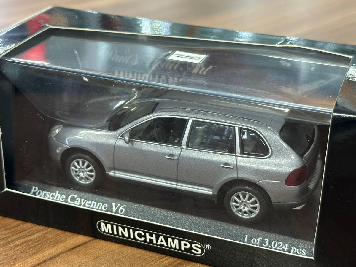 Minichamps Porsche Cayenne V6 2003 - Grey Metallic - 1/43 Diecast Model