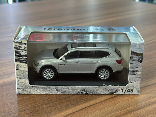 1/43 Diecast Model Dealer Edition Volkswagen Teramont in Silver
