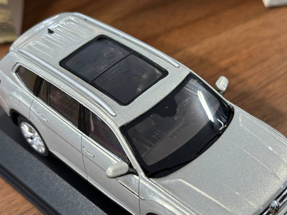 1/43 Diecast Model Dealer Edition Volkswagen Teramont in Silver
