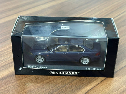 1/43 Diecast Model Minichamps BMW 7 Series 2001 in Blue Metallic