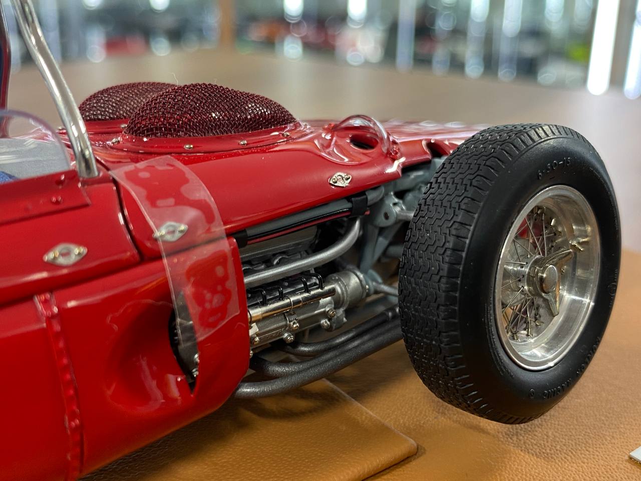 1/18 Resin CMC Models Ferrari Dino 156 F1 (Sharknose), 1961 Red Limited Edition