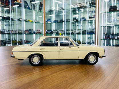 1/18 Diecast Mercedes-Benz 200 Taxi Beige Norev Scale Model Car