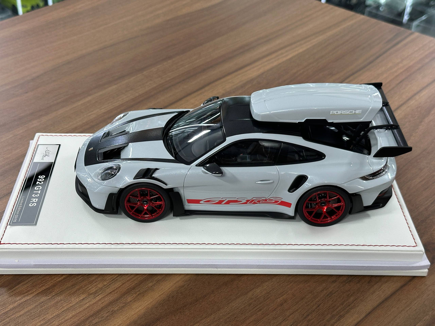 1/18 Resin Porsche 911 GT3 RS (992) – IVY Merit Models (Ice Grey Metallic, Red Livery, Red Wheels)