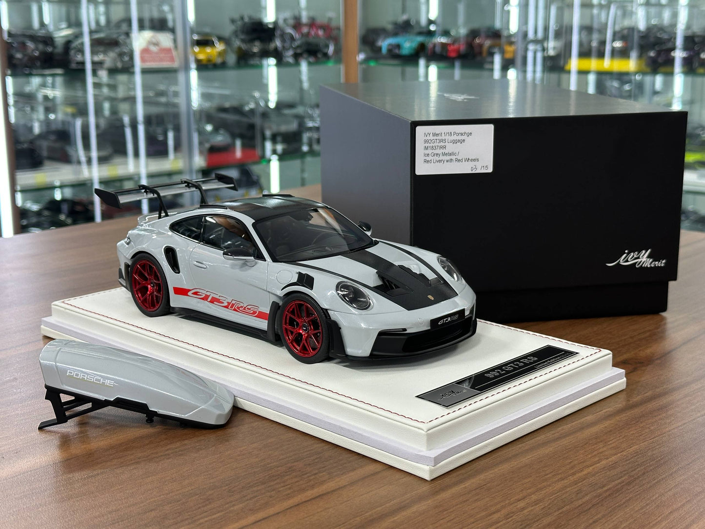 1/18 Resin Porsche 911 GT3 RS (992) – IVY Merit Models (Ice Grey Metallic, Red Livery, Red Wheels)