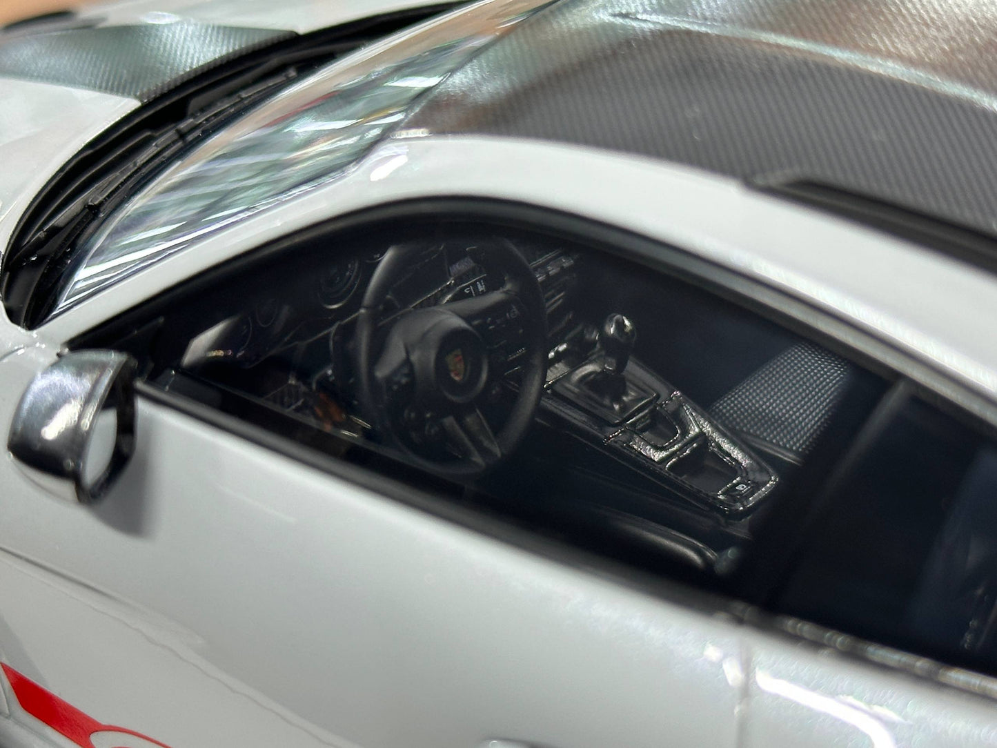 1/18 Resin Porsche 911 GT3 RS (992) – IVY Merit Models (Ice Grey Metallic, Red Livery, Red Wheels)