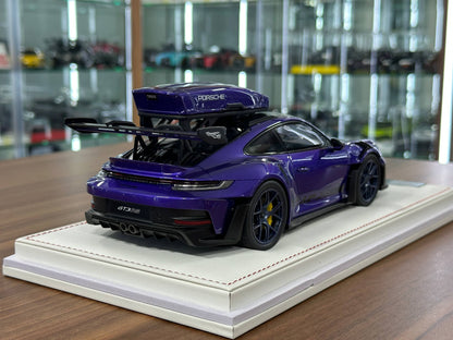1/18 Resin Porsche 911 GT3 RS (992) – IVY Merit Models (Viola Purple Metallic, Black Livery, Blue Wheels)