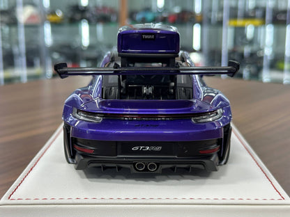 1/18 Resin Porsche 911 GT3 RS (992) – IVY Merit Models (Viola Purple Metallic, Black Livery, Blue Wheels)