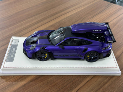 1/18 Resin Porsche 911 GT3 RS (992) – IVY Merit Models (Viola Purple Metallic, Black Livery, Blue Wheels)
