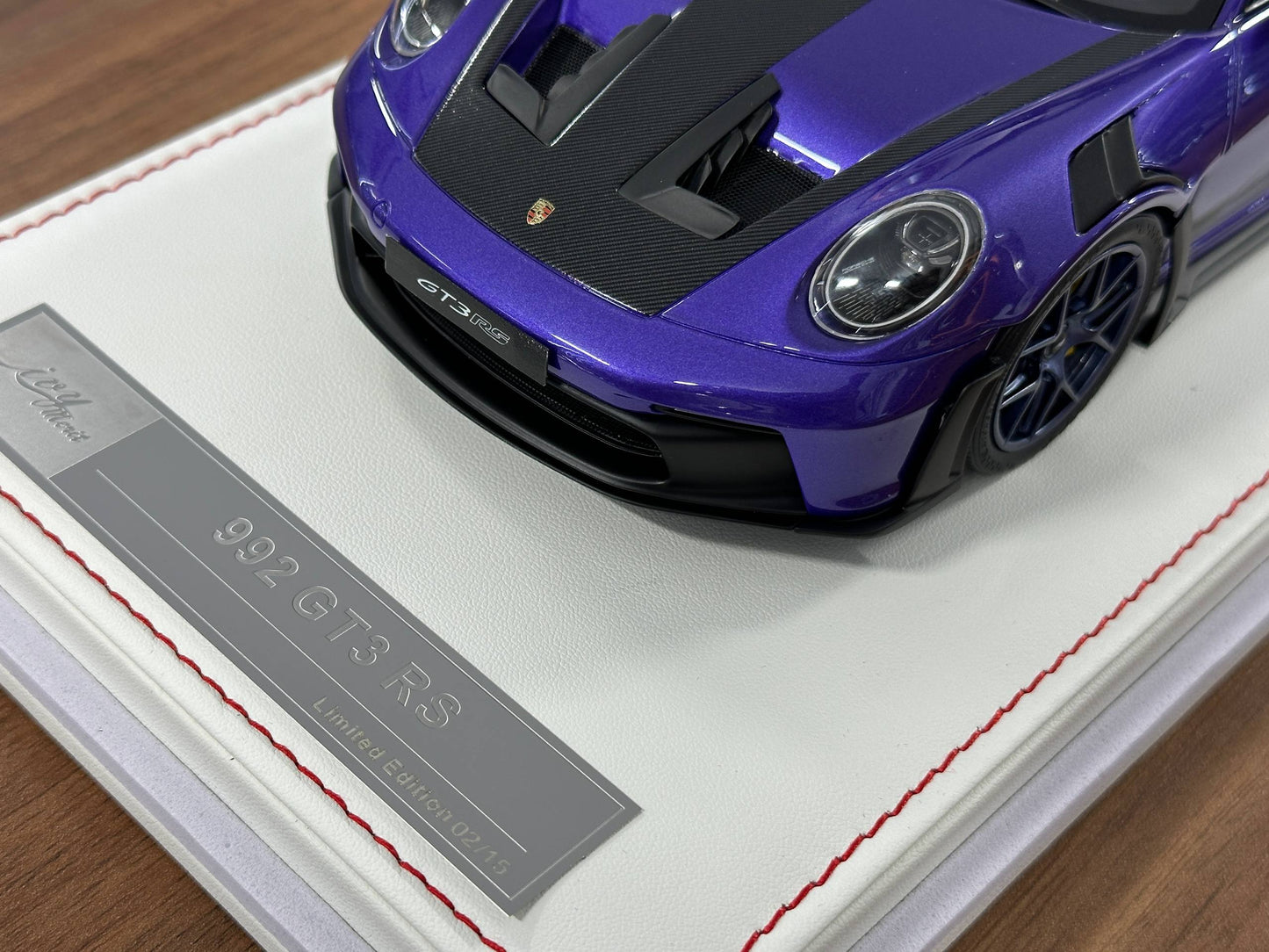1/18 Resin Porsche 911 GT3 RS (992) – IVY Merit Models (Viola Purple Metallic, Black Livery, Blue Wheels)