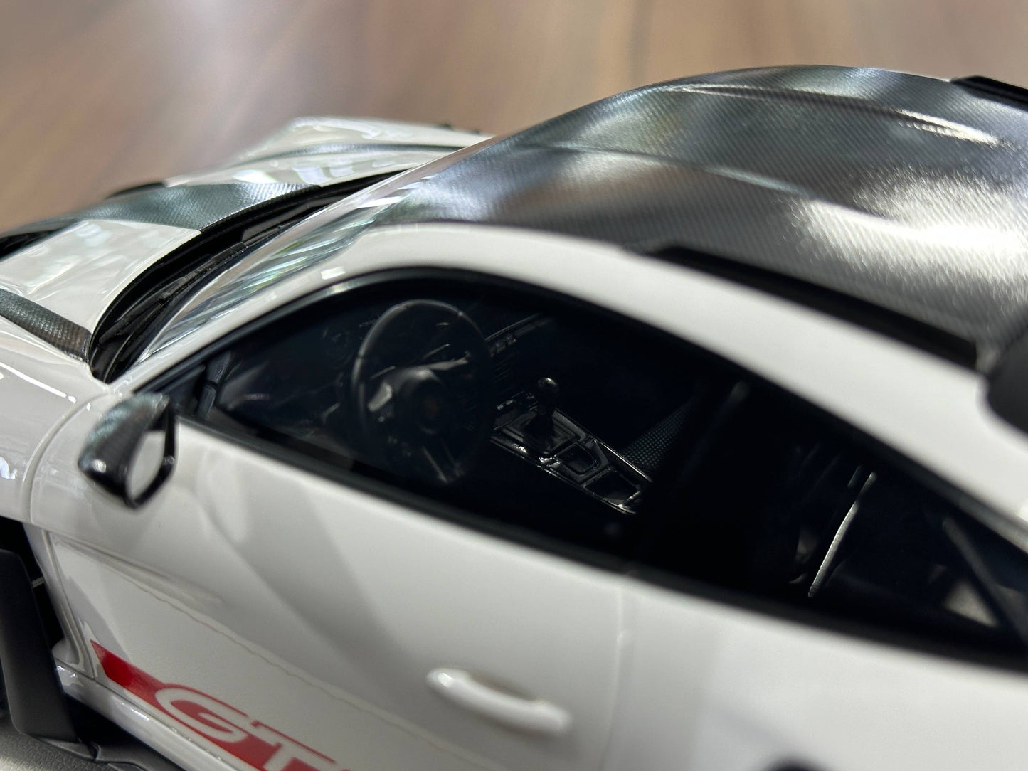 1/18 Resin Porsche 911 GT3 RS (992) – IVY Merit Models (White, Red Livery, Red Wheels)