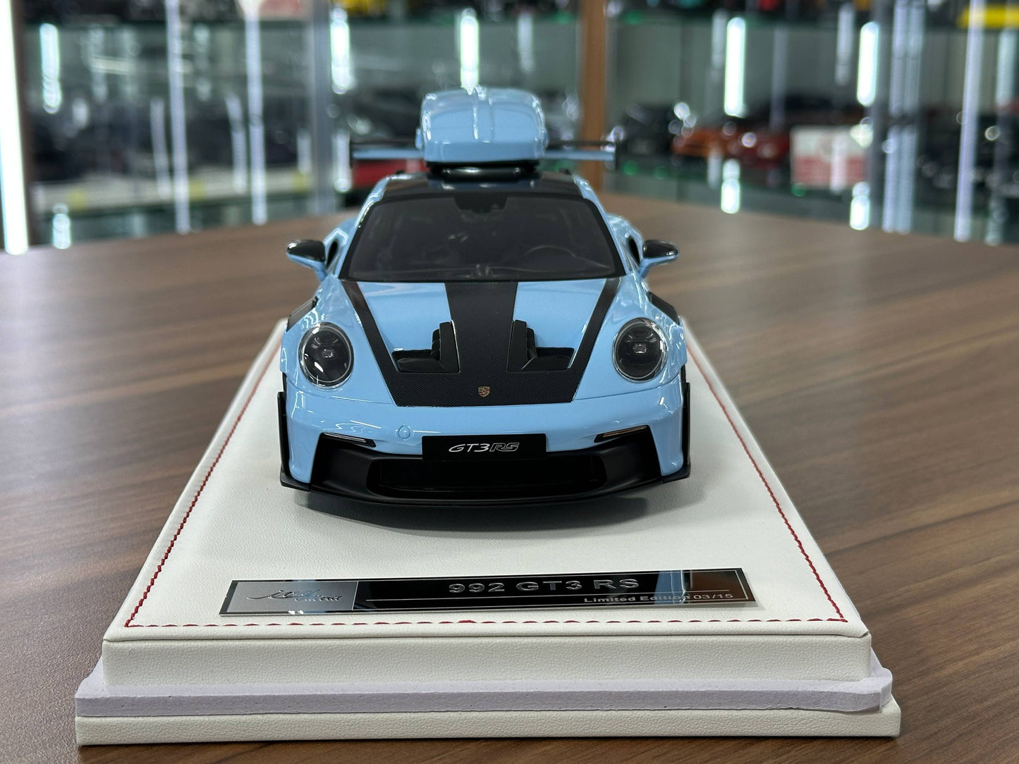 1/18 Resin Porsche 911 GT3 RS (992) – IVY Merit Models (Gulf Blue, Black Livery, Gold Wheels)