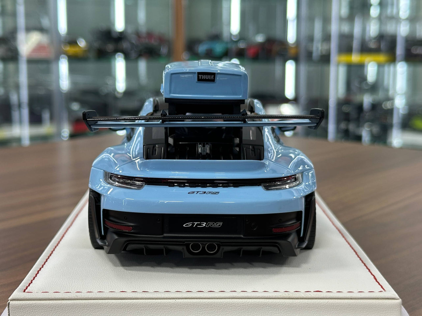 1/18 Resin Porsche 911 GT3 RS (992) – IVY Merit Models (Gulf Blue, Black Livery, Gold Wheels)