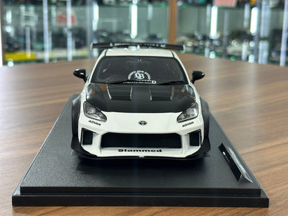 1/18 Diecast Solido Toyota GR86 LBWK BodyKit 2024 White