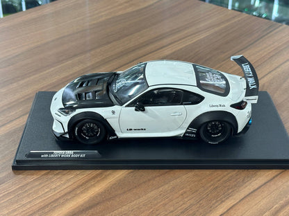 1/18 Diecast Solido Toyota GR86 LBWK BodyKit 2024 White