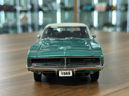 1/24 Diecast Danbury Mint Dodge Charger SE (1969) – Emerald Green Metallic –  Limited Edtion