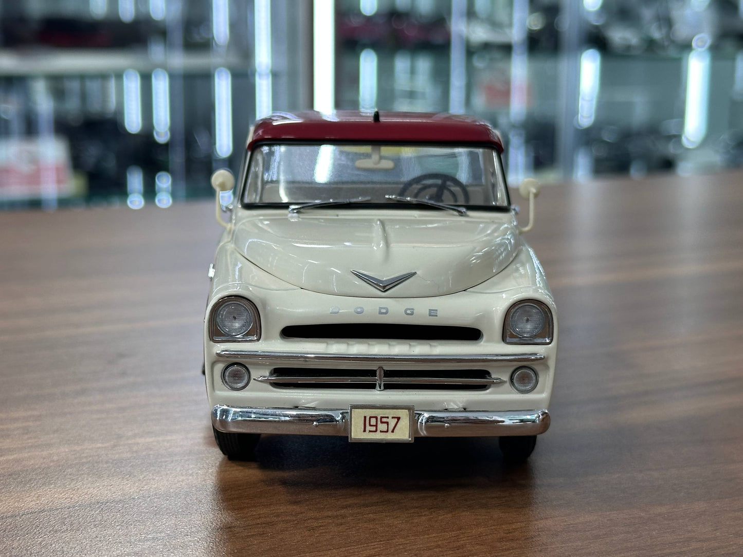 1/24 Diecast Danbury Mint Dodge Sweptside D100 Pickup Truck (1957) – Red & Beige (Full Opening, Limited Edition)