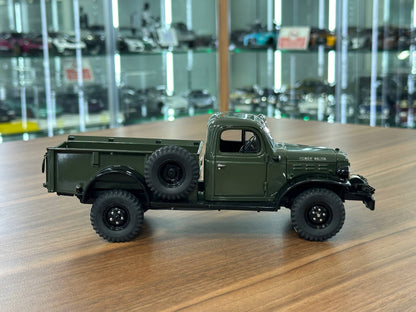 1/24 Diecast Dodge Power Wagon Pickup Truck 1946 – Army Green – Danbury Mint Limited Edition