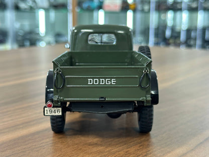 1/24 Diecast Dodge Power Wagon Pickup Truck 1946 – Army Green – Danbury Mint Limited Edition