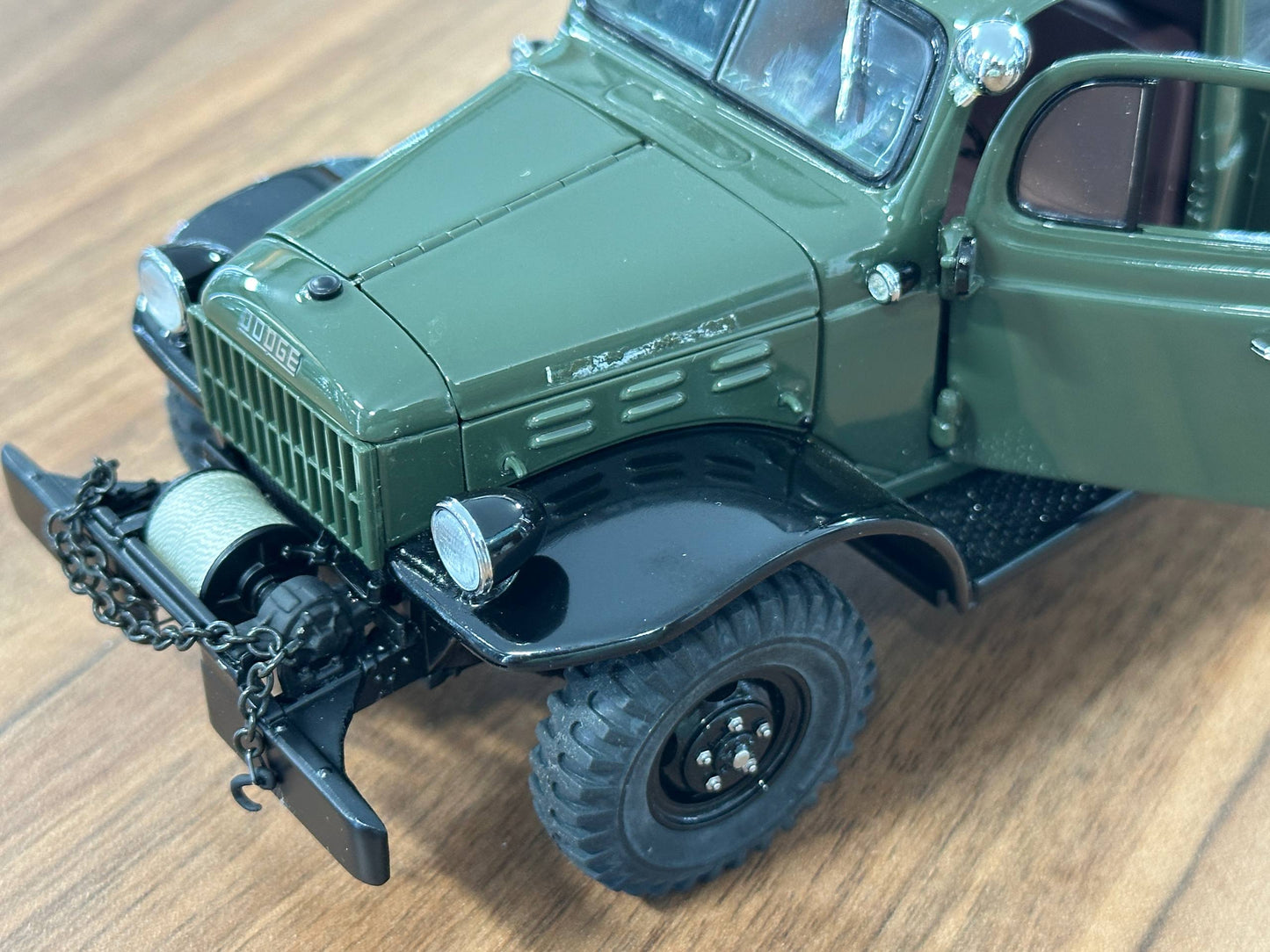 1/24 Diecast Dodge Power Wagon Pickup Truck 1946 – Army Green – Danbury Mint Limited Edition