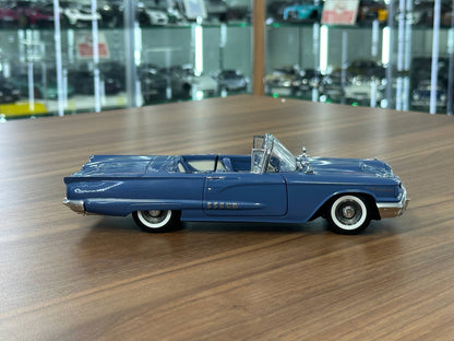 1/24 Diecast Ford Thunderbird Convertible 1958 Dark Green – Danbury Mint Limited Edition