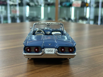 1/24 Diecast Ford Thunderbird Convertible 1958 Dark Green – Danbury Mint Limited Edition