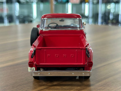 1/24 Diecast Danbury Mint Ford F?100 Pickup (1956) – Red – Limited Edition