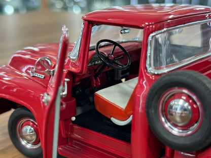 1/24 Diecast Danbury Mint Ford F?100 Pickup (1956) – Red – Limited Edition