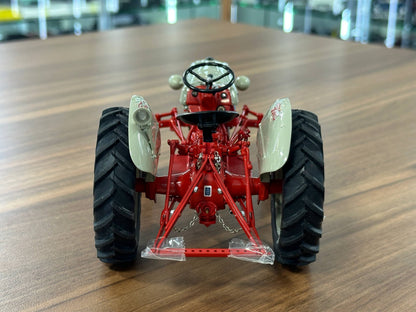 1/24 Diecast Danbury Mint Ford 8N Tractor (1952) – Red – Limited Edition