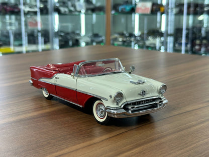 1/24 Diecast  Danbury Mint Oldsmobile Super Eighty?Eight Convertible (1955) – Red & White  Limited Edition