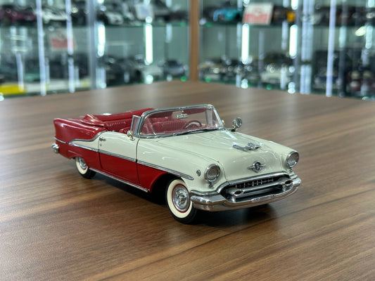 1/24 Diecast  Danbury Mint Oldsmobile Super Eighty?Eight Convertible (1955) – Red & White  Limited Edition