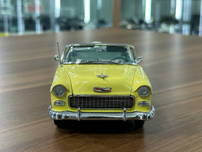 1/24 Diecast Chevrolet Bel Air Convertible 1955  Yellow – Danbury Mint Limited Edition
