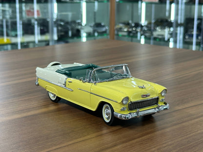 1/24 Diecast Chevrolet Bel Air Convertible 1955  Yellow – Danbury Mint Limited Edition