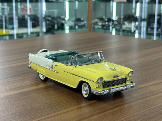1/24 Diecast Chevrolet Bel Air Convertible 1955  Yellow – Danbury Mint Limited Edition